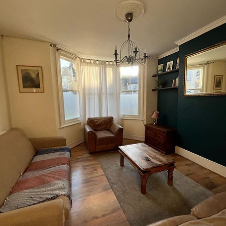 4 Bedroom House, Close To The O2 And Greenwich Londres Exterior foto